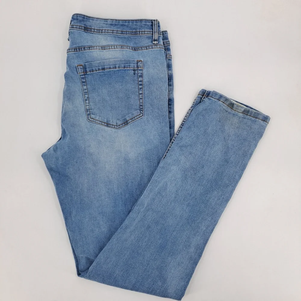 The Perfect Jean NYC Slim Fit Jeans Mens 38x36 Cotton Blend Light Blue Stretch